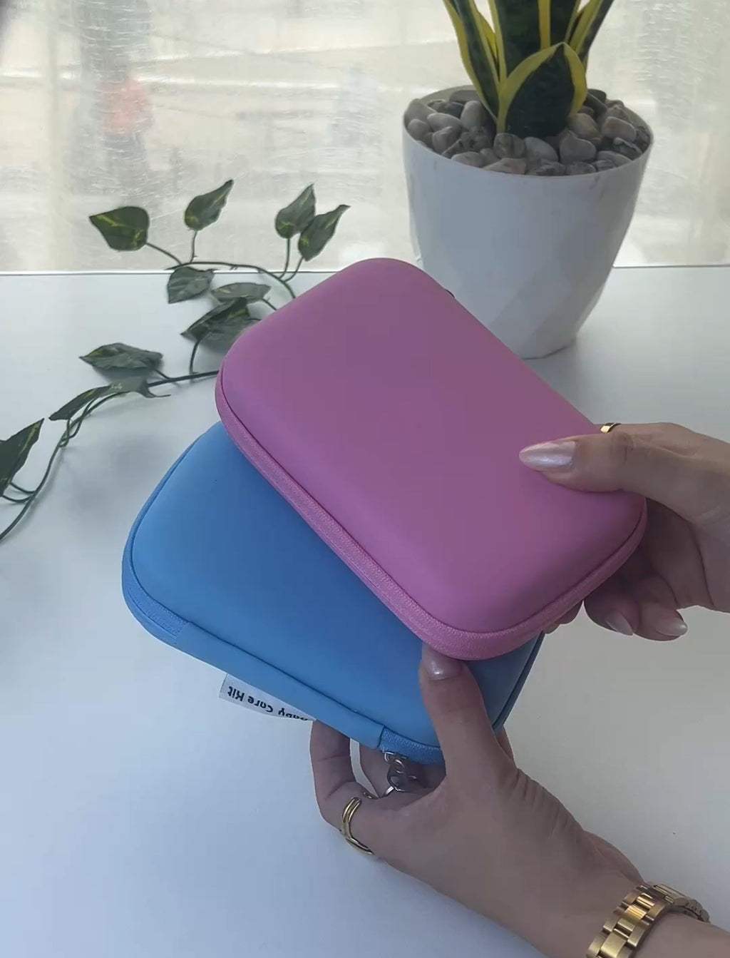 Kit de soin pour bébé مجموعة العناية بالطفل